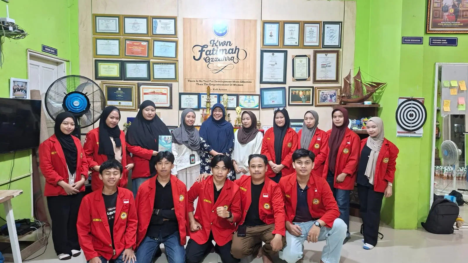 menerima anak magang dari UNHAS untuk belajar dan berbagi ilmu bersama anak-anak SAPD